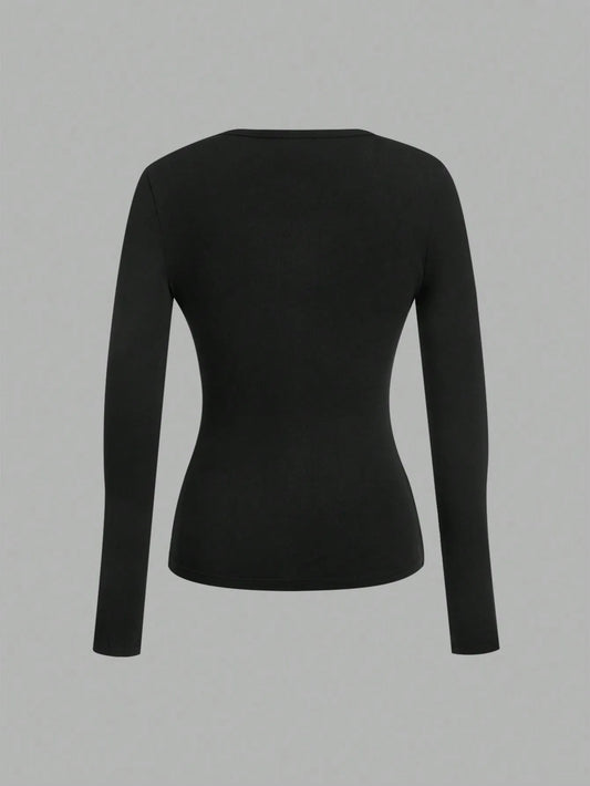Long-Sleeve V-Neck Fitted Top – Soft Stretch Everyday Essential