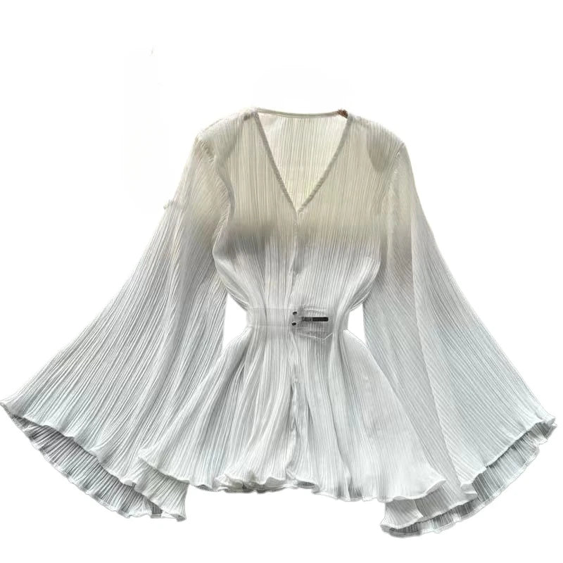 Pullover V~Neck Blouse/Black/White /Women Design Flared Sleeves/Pleated Blouses/Women’s Chic Loose Fitted.