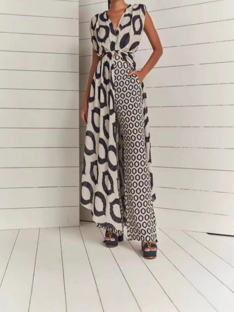 Two-piece Suit Ladies Dress/Printed Sleeveless/V-Neck Lace-Up Top/Slim-Fit Trousers Set.