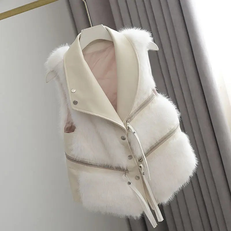 Autumn Winter New Women Fur Grass Coat/Vests V-Neck Solid ButtonZipper/ Simplicity Fashion Luxury Loose/Sleeveless Cardigan Coat.