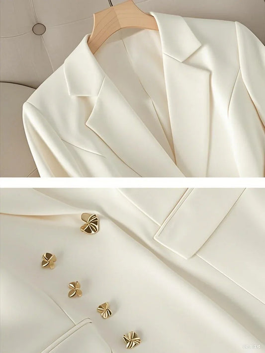 Women’s Elegant Tailored Blazer & Trouser Suit Set – Executive Workwear