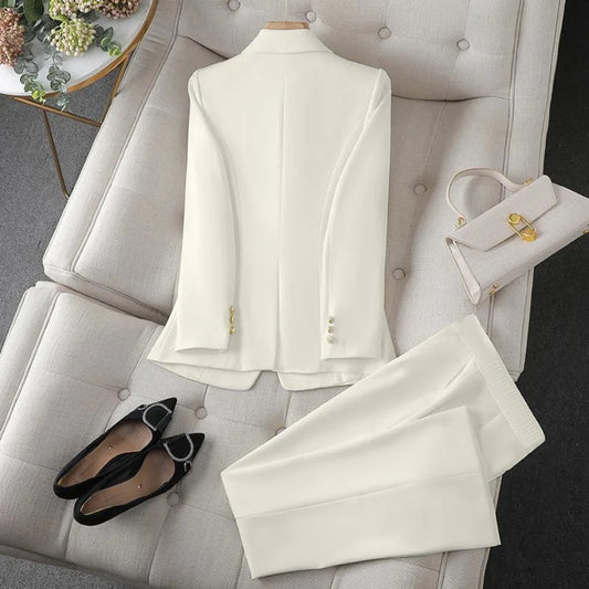 Timeless Elegance: Double-Breasted Blazer & Slim Fit Pants Set/Effortless power for the modern woman.